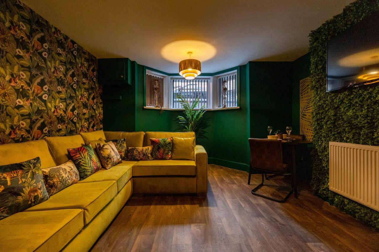 Valentine Apartments Presented By The V Group Blackpool Exterior photo